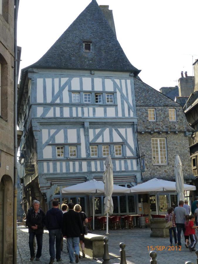 Le Logis De La Cour De Bretagne Au Port De Dinan Lanvallay Exterior photo
