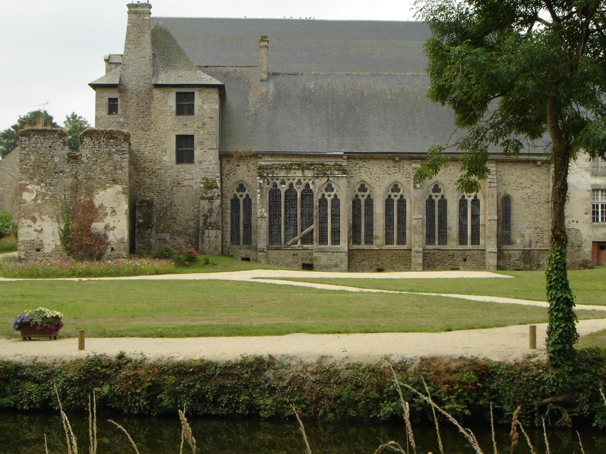 Le Logis De La Cour De Bretagne Au Port De Dinan Lanvallay Exterior photo