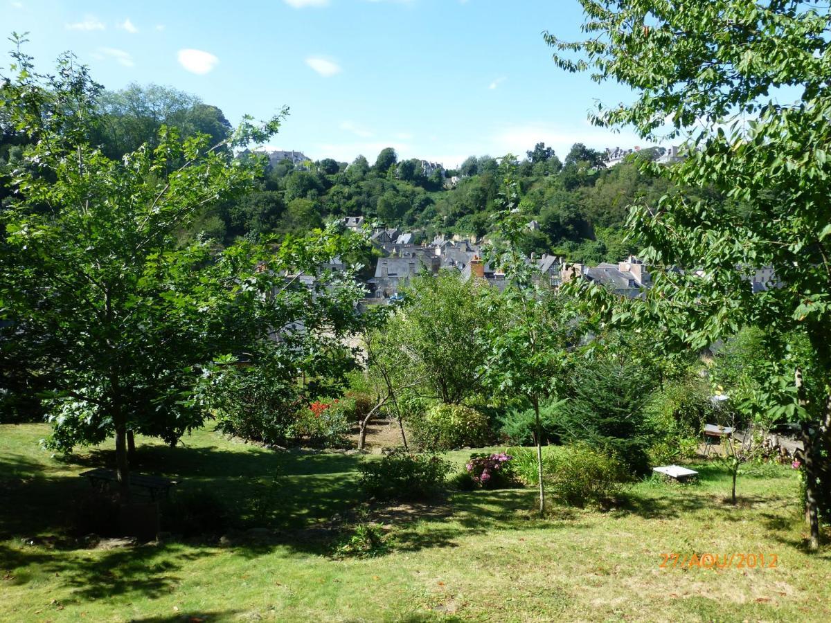 Le Logis De La Cour De Bretagne Au Port De Dinan Lanvallay Exterior photo